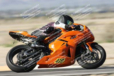 media/Jan-15-2026-Racers Edge (Thu) [[dfebeb70ab]]/3-B Group/Session 1 Turn 8/